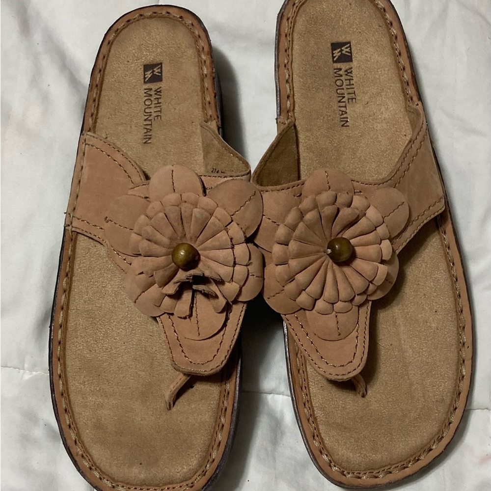 Beautiful white mountain sandals size 8.5 cream color